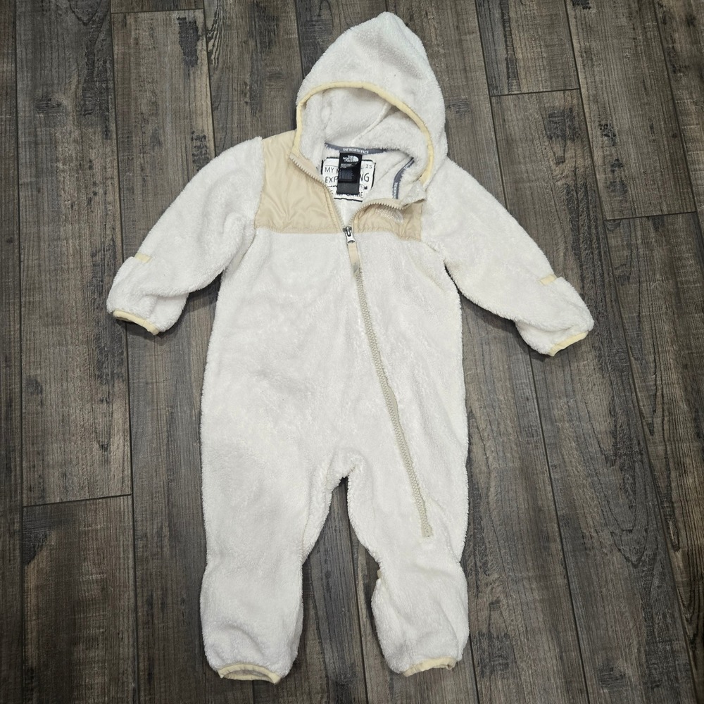 The North Face Campshire Sherpa Fleece Bunting Hooded Romper Cream Tan 6-12M